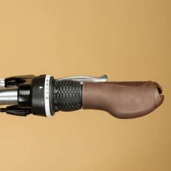 VELO DE VILLE ELOPS 520 CADRE BAS BLEU 27 VELO DE VILLE ELOPS 520 CADRE BAS BLEU -Pedale Ravie Soldes Magasin velo de ville elops 520 cadre bas bleu 11 600x600 1