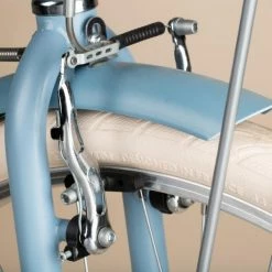 VELO DE VILLE ELOPS 520 CADRE BAS BLEU JEANS 24 VELO DE VILLE ELOPS 520 CADRE BAS BLEU JEANS -Pedale Ravie Soldes Magasin velo de ville elops 520 cadre bas bleu jeans 9 600x600 1