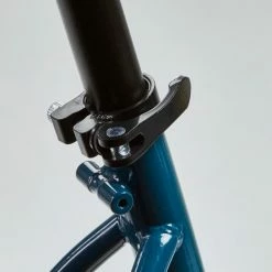 VELO TOUT CHEMIN RIVERSIDE 120 ENJAMBEMENT BAS BLEU PÉTROLE 29 VELO TOUT CHEMIN RIVERSIDE 120 ENJAMBEMENT BAS BLEU PÉTROLE -Pedale Ravie Soldes Magasin velo tout chemin riverside 120 enjambement bas bleu petrole 11 600x600 1